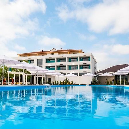 Hotel Welcome Summer Zatoka Zewnętrze zdjęcie