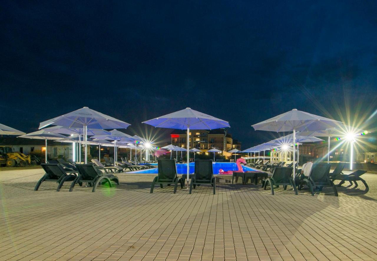 Hotel Welcome Summer Zatoka Zewnętrze zdjęcie