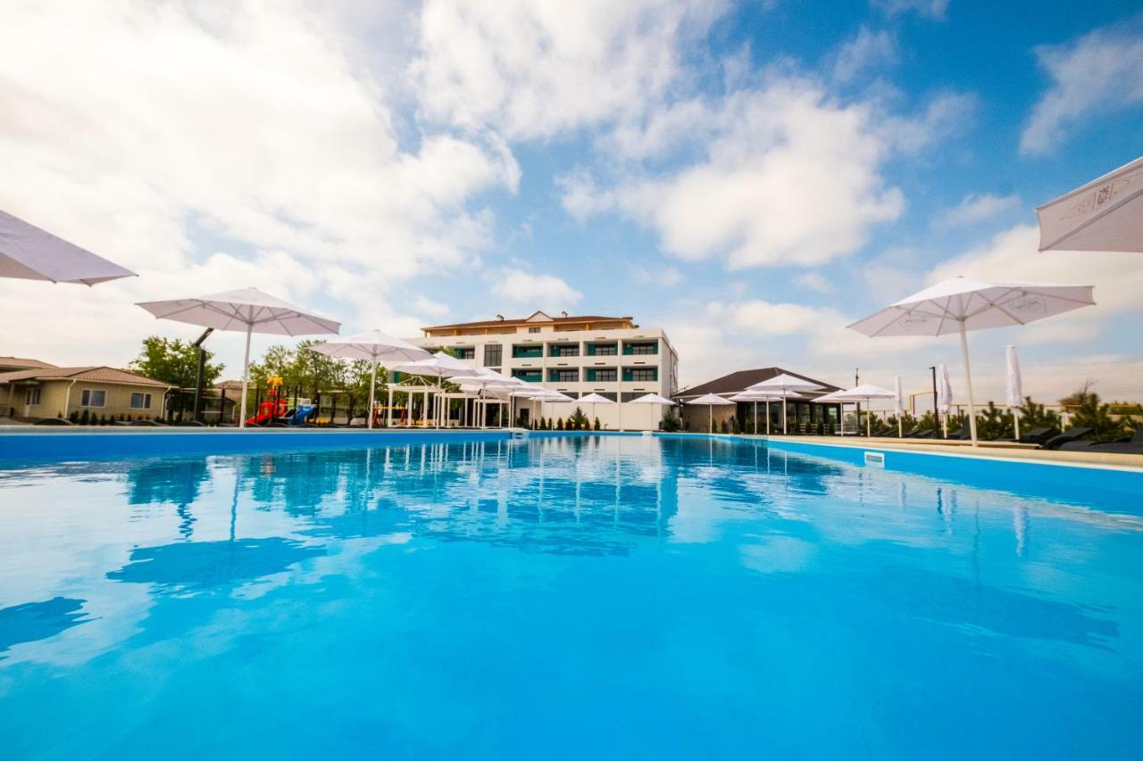Hotel Welcome Summer Zatoka Zewnętrze zdjęcie