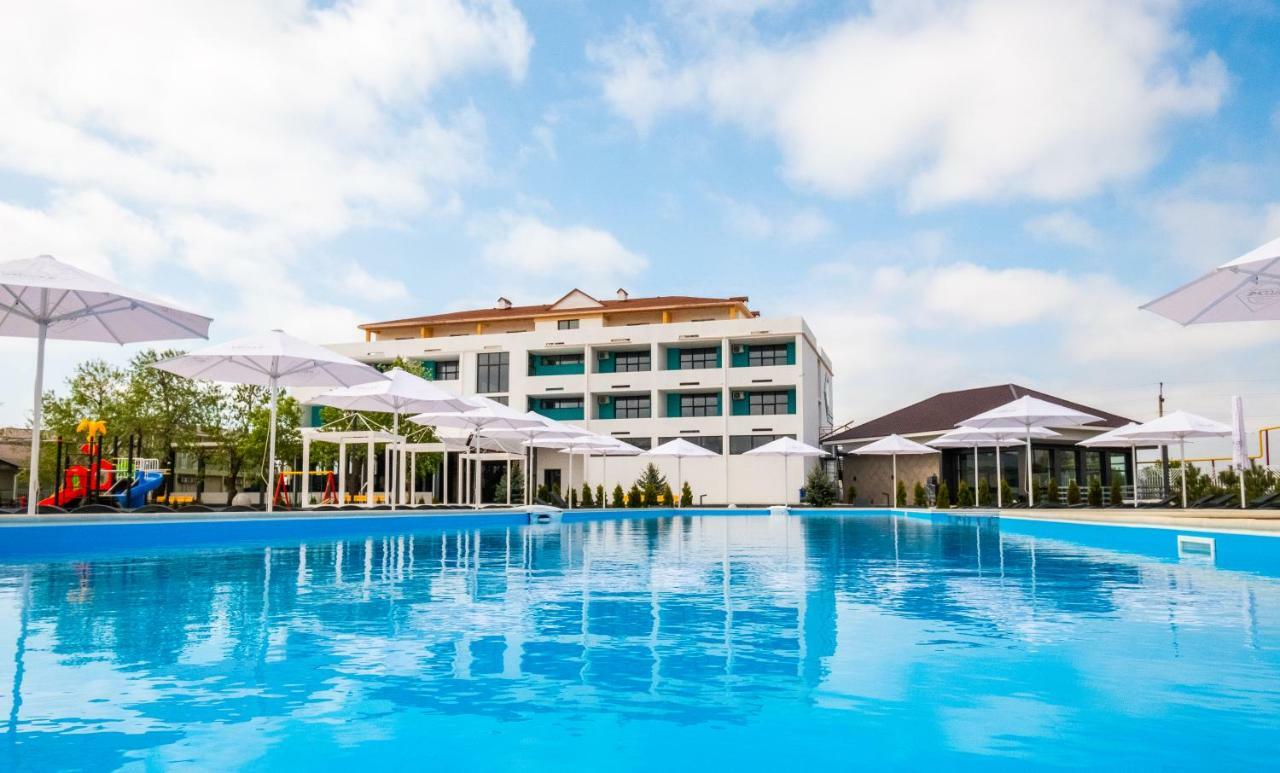 Hotel Welcome Summer Zatoka Zewnętrze zdjęcie